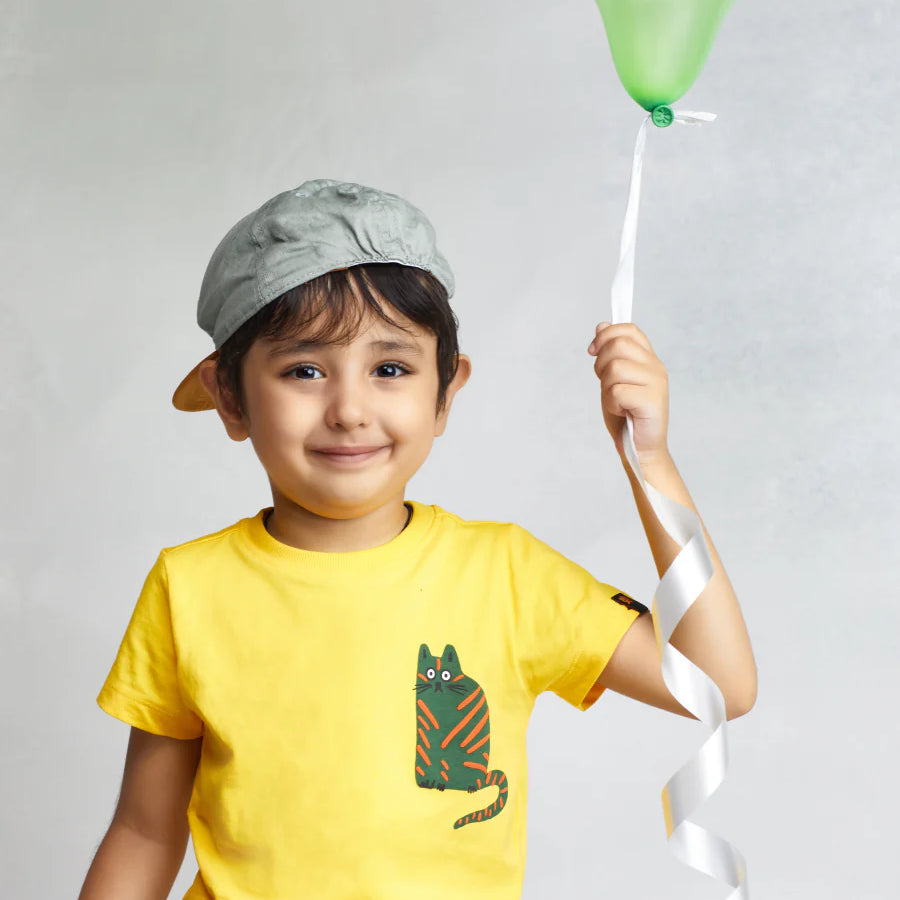 Less is More: How to Simplify Your Kids's Closet?